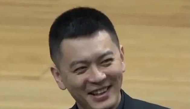 玉足调教丨vk24分钟